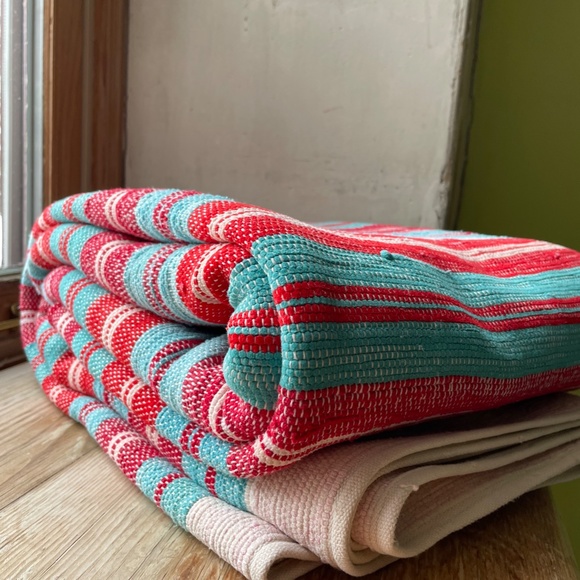 Vintage catalogne rag blanket, fits Queen bed. Striped, Red & Blue. - Picture 7 of 14